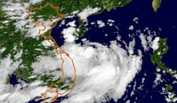 Áp thấp nhiệt đới đi vào đất liền